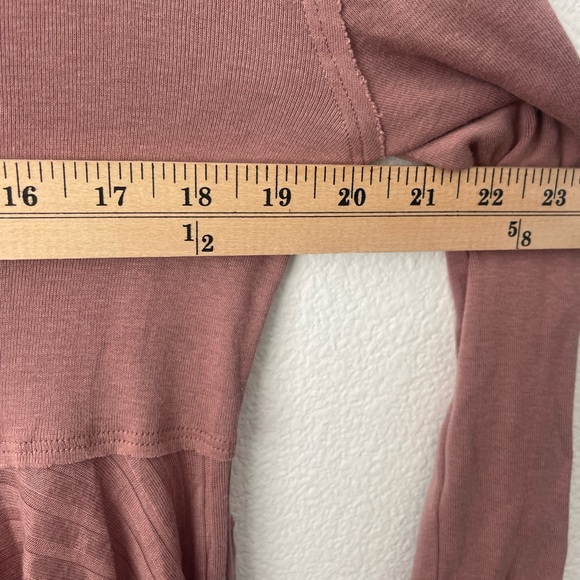 We The Free Clover Babydoll Split Neck Top Women’s Size XS Antique Oak - Picture 7 of 10